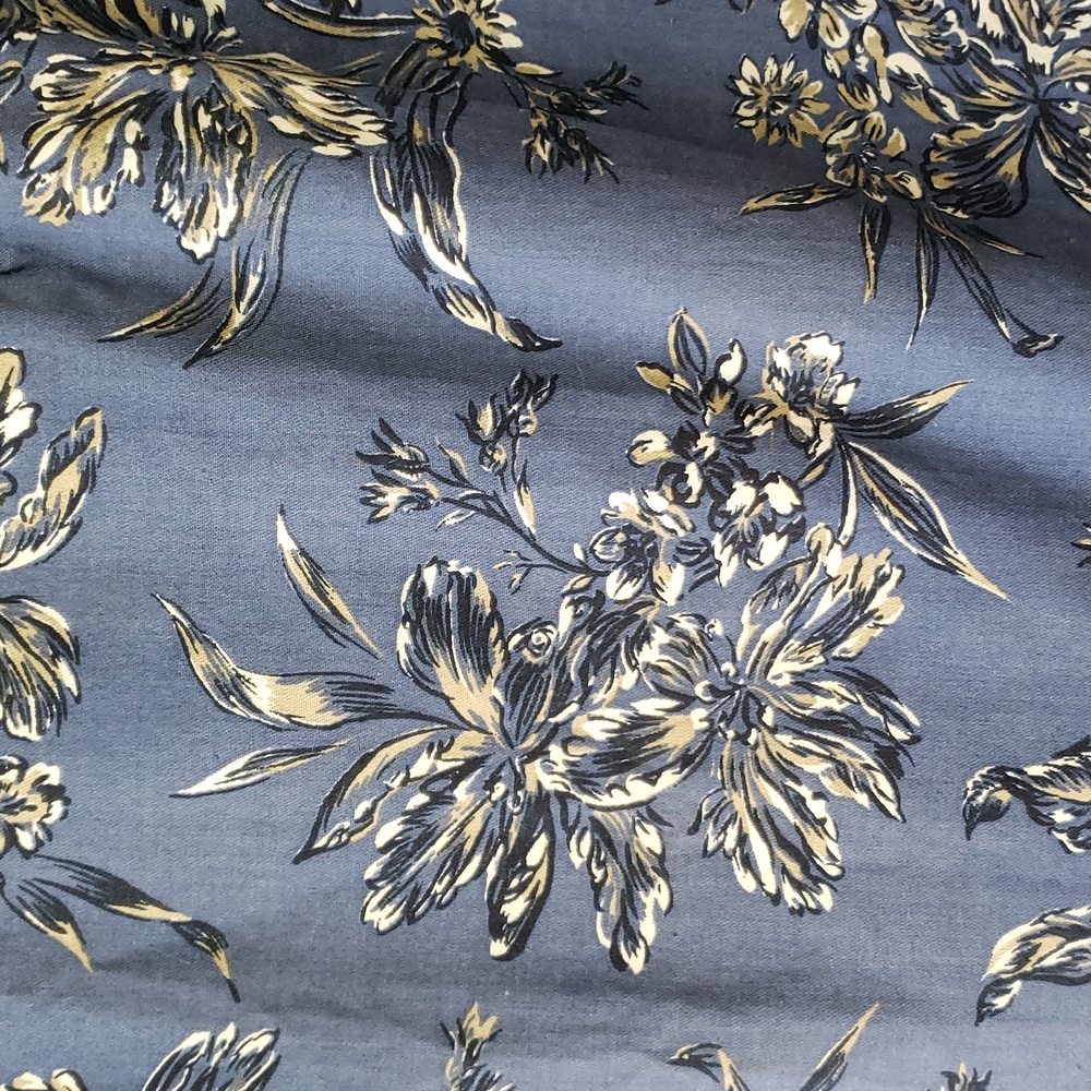 NWOT MERONA size 18 front wrap blue floral skirt  E94 - Picture 2 of 10